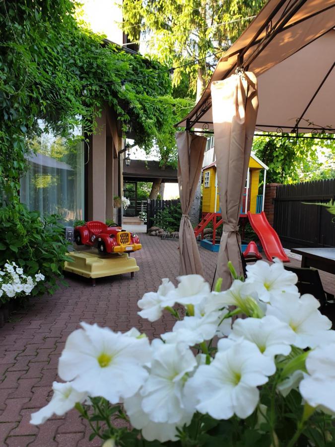 Willa Pirs Bed & Breakfast Warsaw Exterior photo